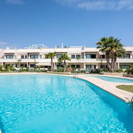 Rooftop Terrace, Private Jacuzzi, Heated Pool Lägenhet *