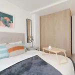 Rooftop Terrace, Private Jacuzzi, Heated Pool * Torrevieja