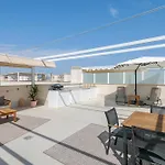 Appartement Rooftop Terrace, Private Jacuzzi, Heated Pool *