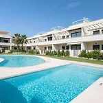 Rooftop Terrace, Private Jacuzzi, Heated Pool *