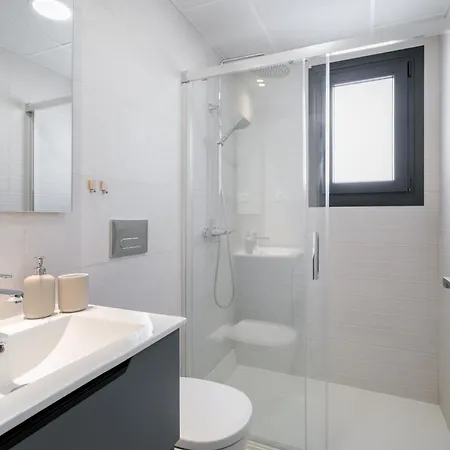 Appartement Rooftop Terrace, Private Jacuzzi, Heated Pool Torrevieja