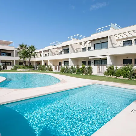 Rooftop Terrace, Private Jacuzzi, Heated Pool *