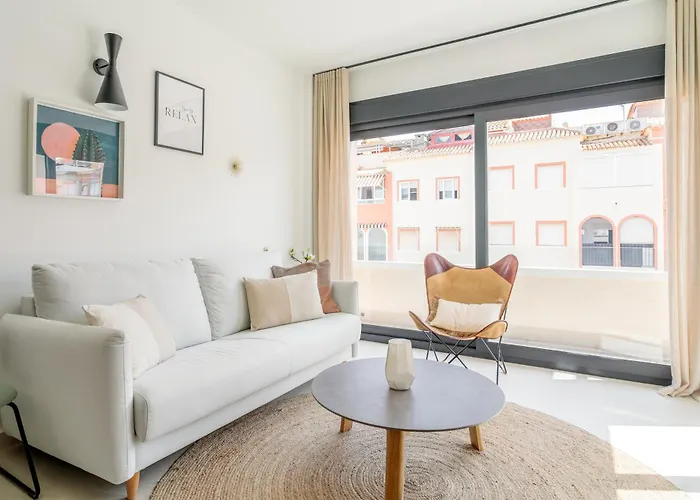 Rooftop Terrace, Private Jacuzzi, Heated Pool 또레비에하