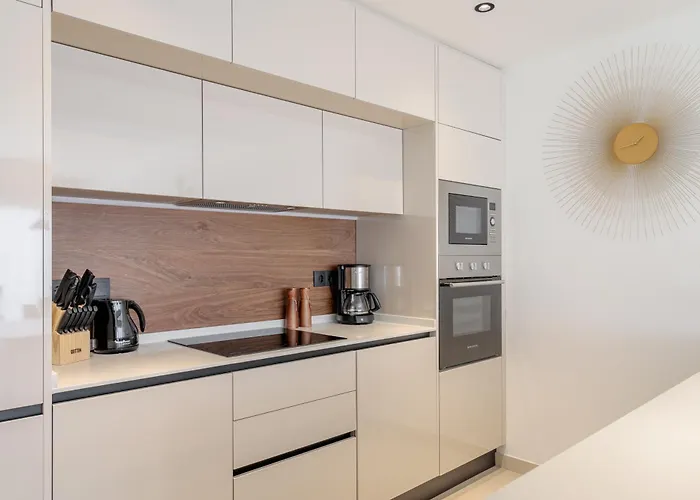 아파트 Rooftop Terrace, Private Jacuzzi, Heated Pool